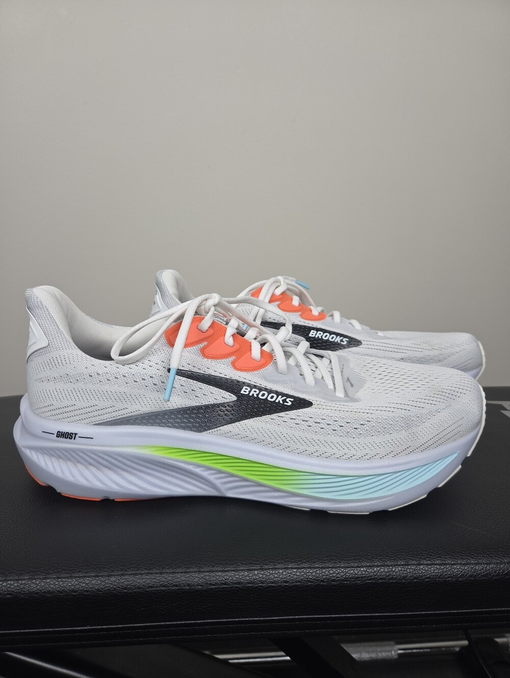 Brooks Ghost 17 White Pink Clay Gecko Men's Size 10.5 Athletic Running Shoes